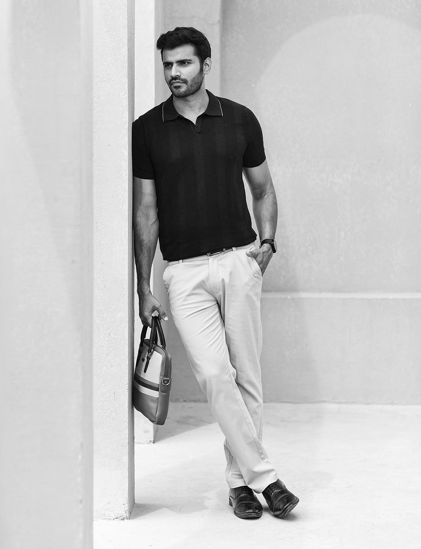 BLACK TEXTURED GOLF SHIRT