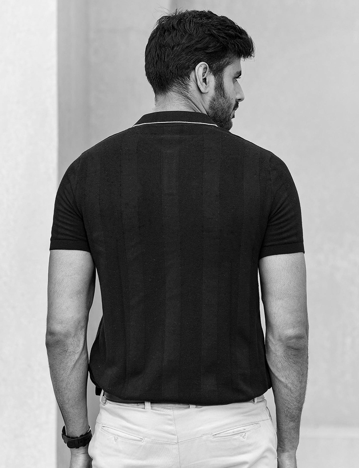 BLACK TEXTURED GOLF SHIRT