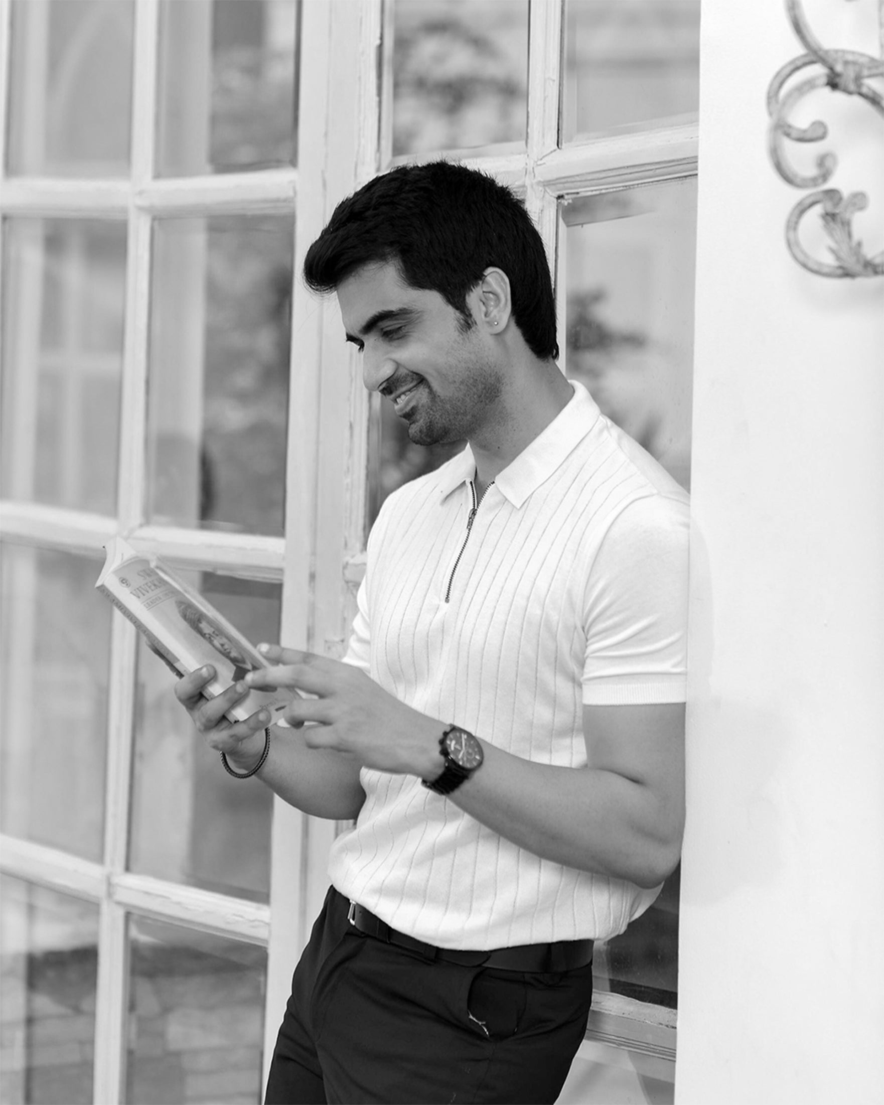 WHITE, RIBBED GOLF SHIRT