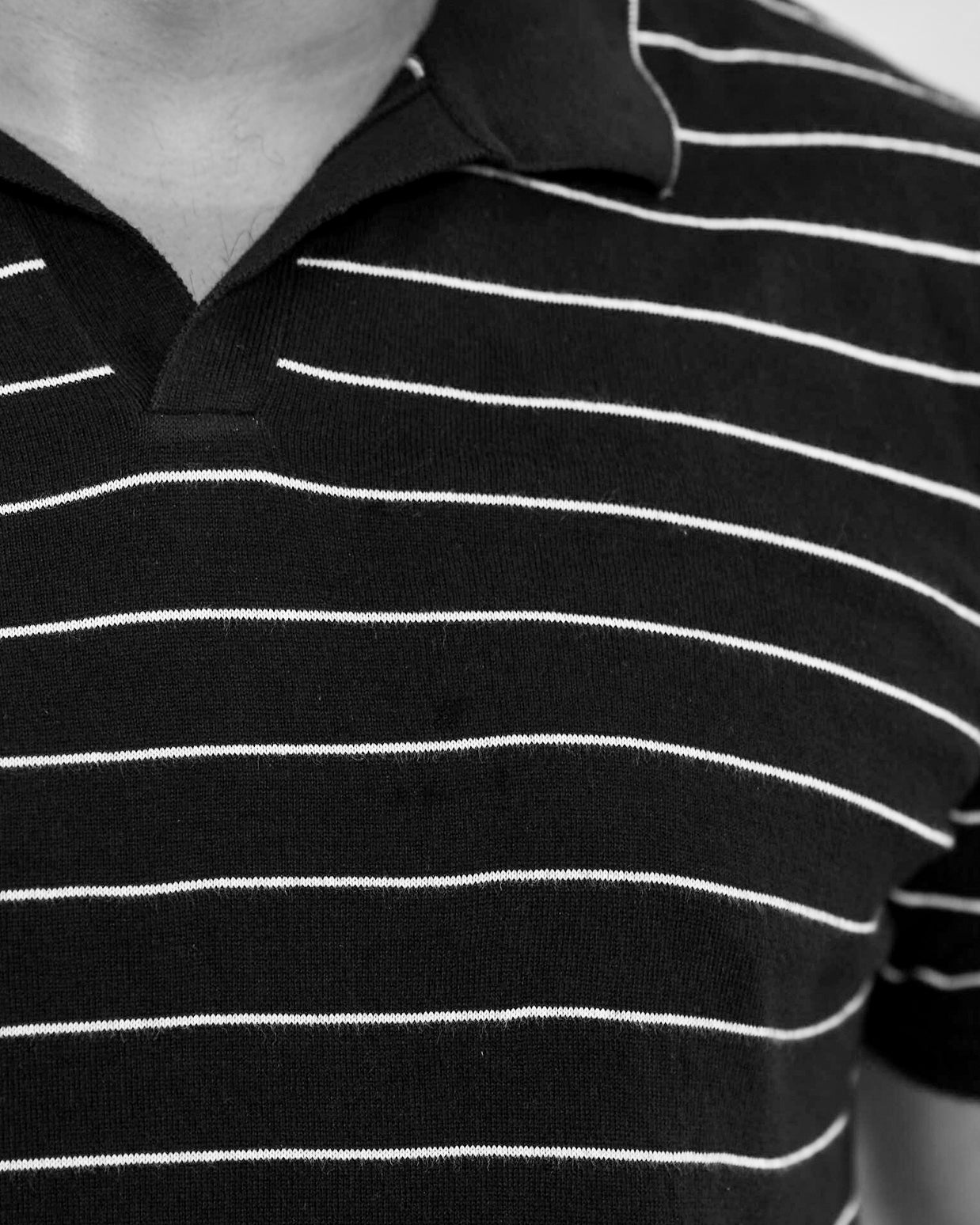 CLASSIC STRIPED GOLF SHIRT