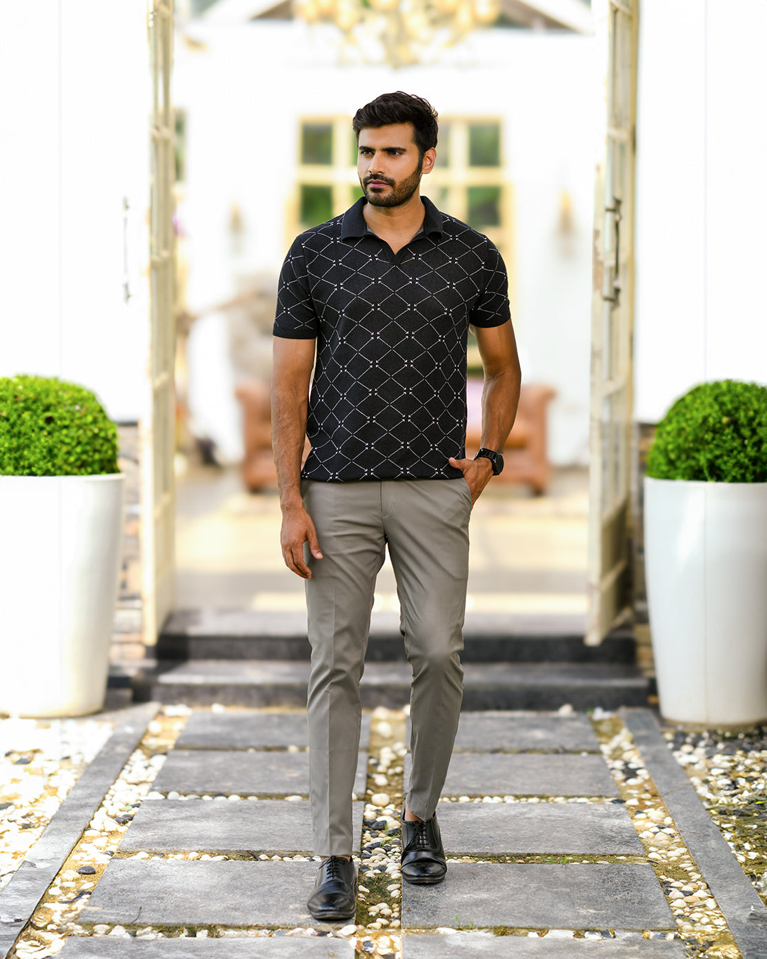 GEOMETRIC PATTERNED PINNACLE POLO