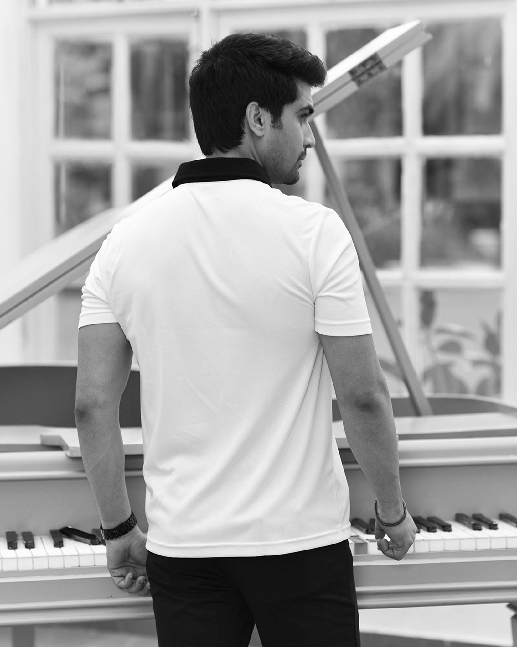 BUTTONED WHITE GOLF SHIRT