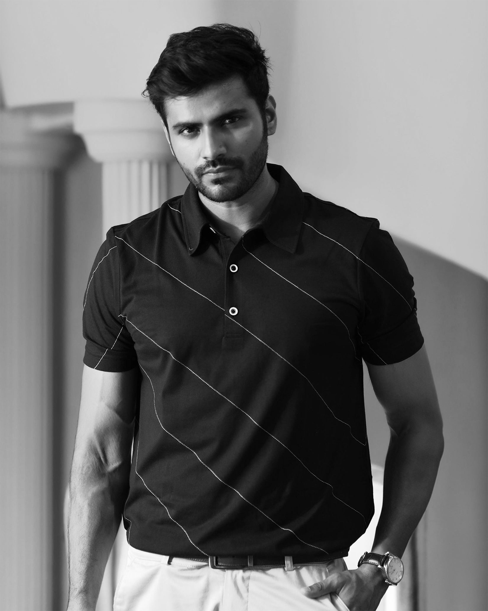 MINIMALIST GOLF SHIRT WITH SUBTLE STITCHED LINES