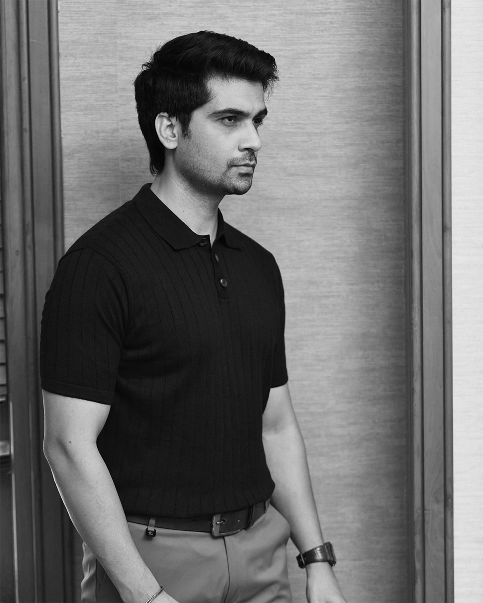 RIBBED BLACK GOLF SHIRT