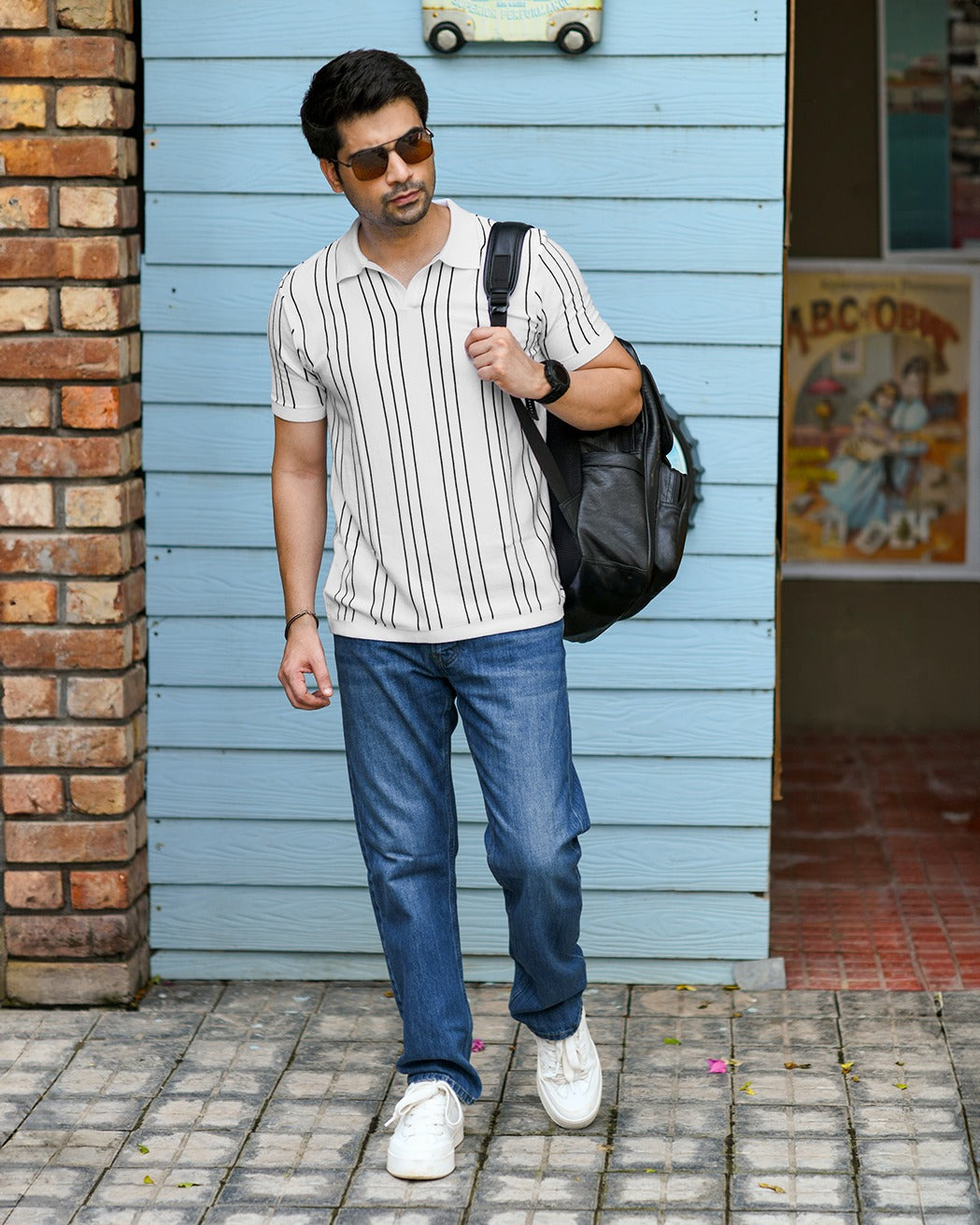 VERTICAL STRIPED PINNACLE POLO