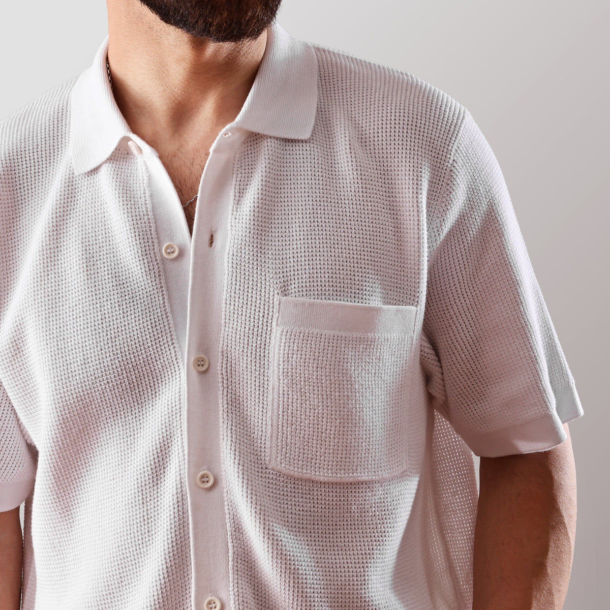 WOFFLE SHORT-SLEEVE FLAT-KNIT WHITE SHIRT