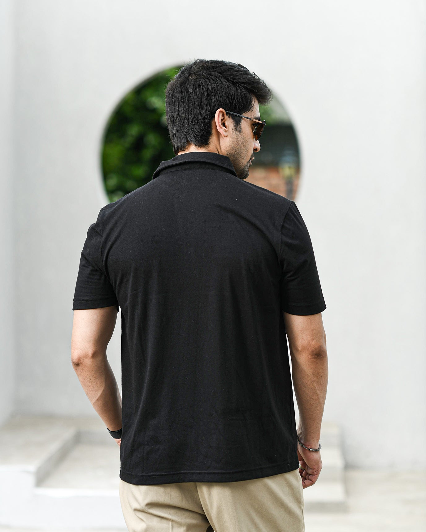CLASSIC BLACK PINNACLE POLO WITH STRIPES