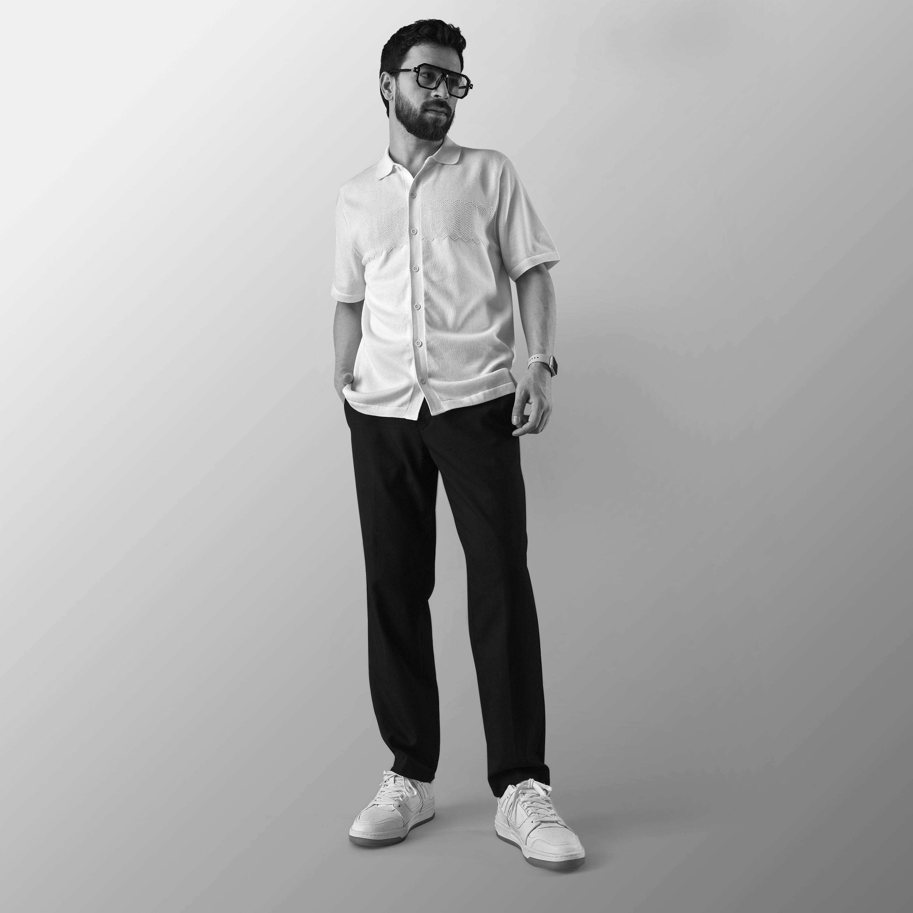 THE MOSAIC HALF-SLEEVE FLAT-KNIT WHITE SHIRT