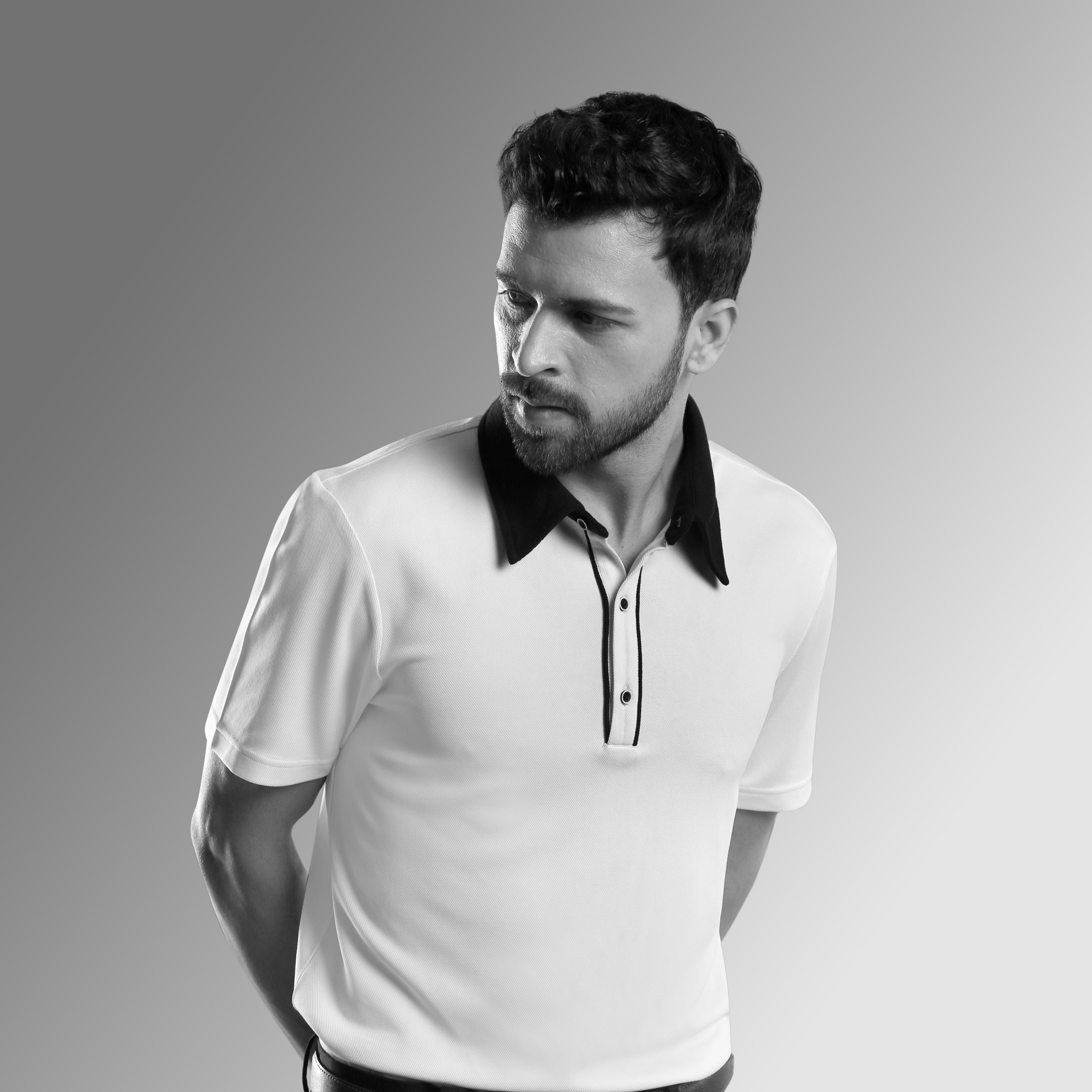 BUTTONED WHITE GOLF SHIRT