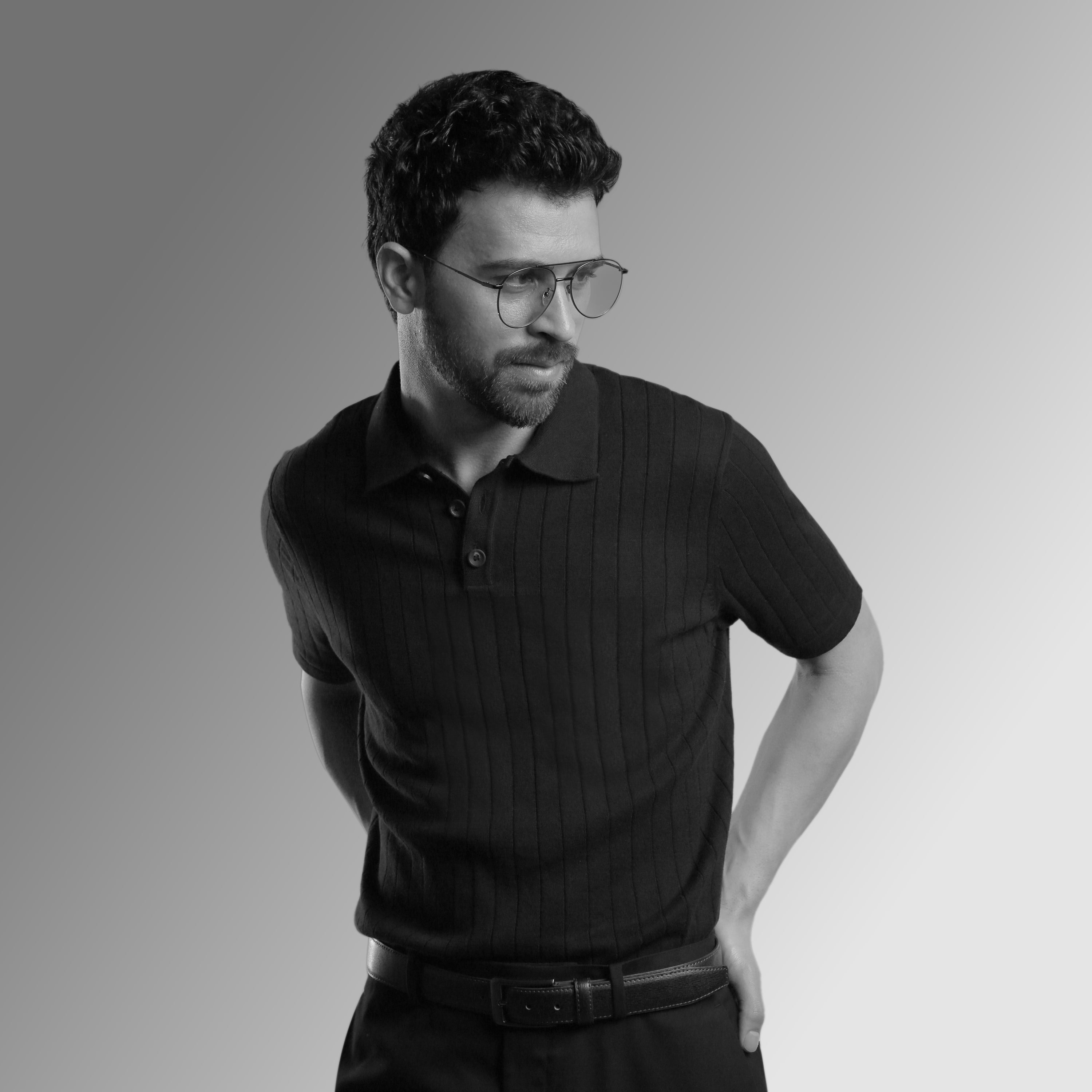 RIBBED BLACK GOLF SHIRT