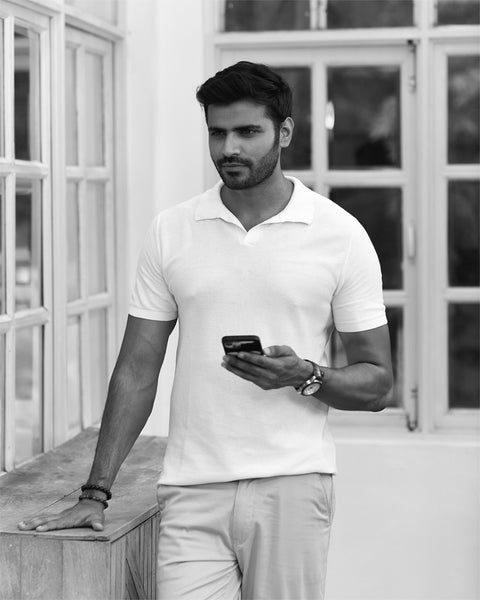 MINIMALIST, TEXTURED GOLF SHIRT