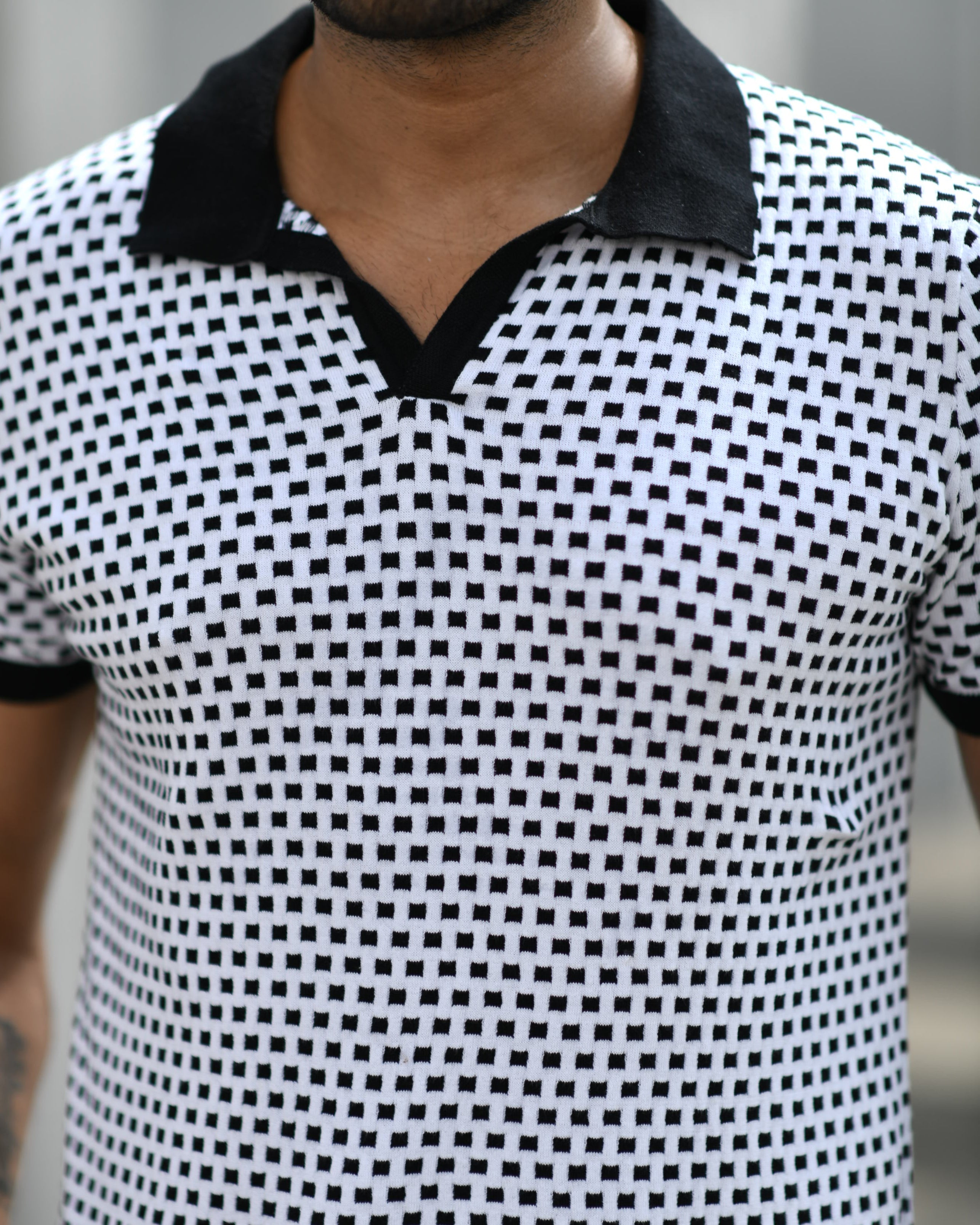 DOTTED PINNACLE POLO