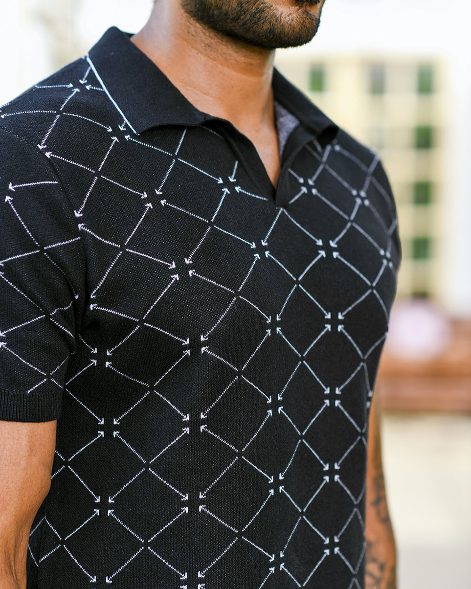GEOMETRIC PATTERNED PINNACLE POLO