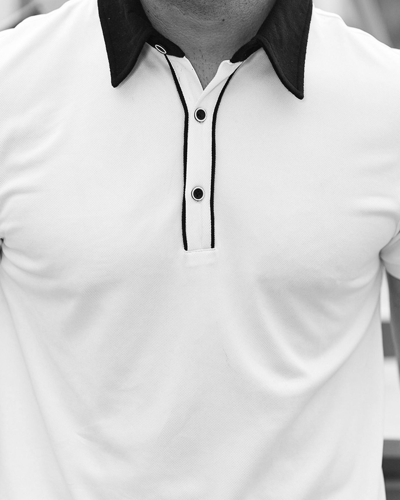 BUTTONED WHITE GOLF SHIRT