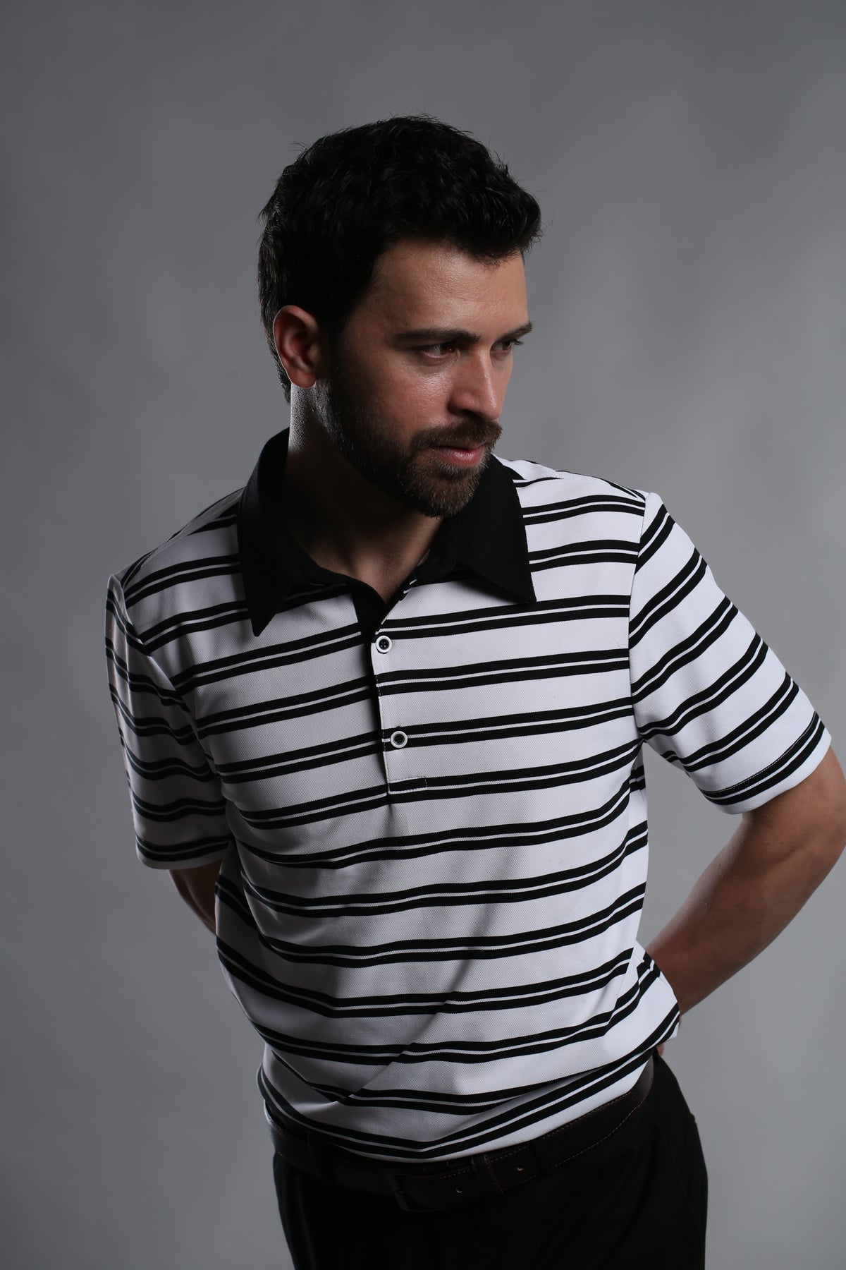 STRIPED PERFORMANCE SHORT-SLEEVE POLO T-SHIRT