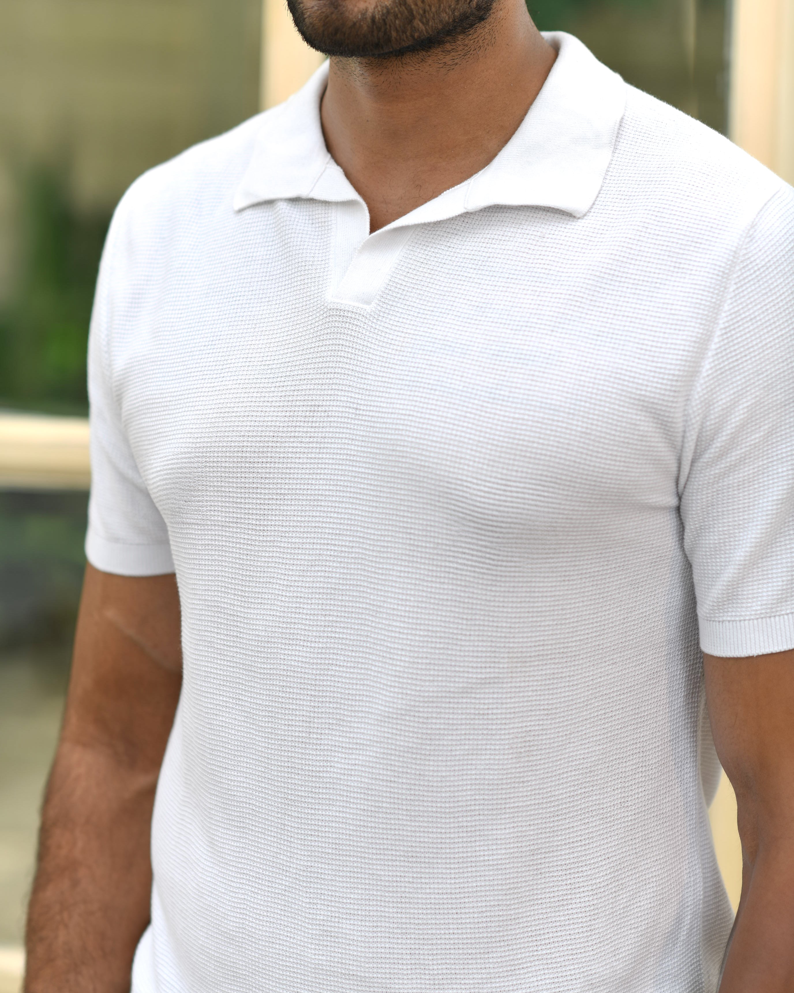 MINIMALIST, TEXTURED PINNACLE POLO