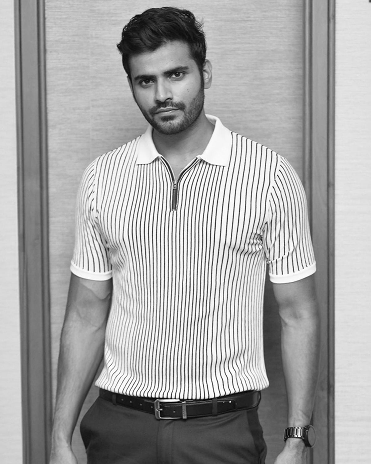 VERTICAL PIN STRIPE GOLF SHIRT